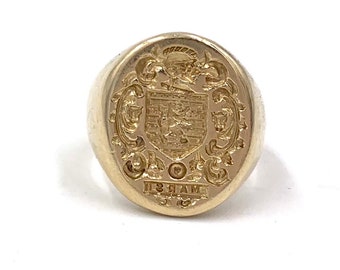 Antique GOLD SIGNET RING 14K Yellow Gold Marsh Family Crest Coat of Arms Wax Seal Sz 9