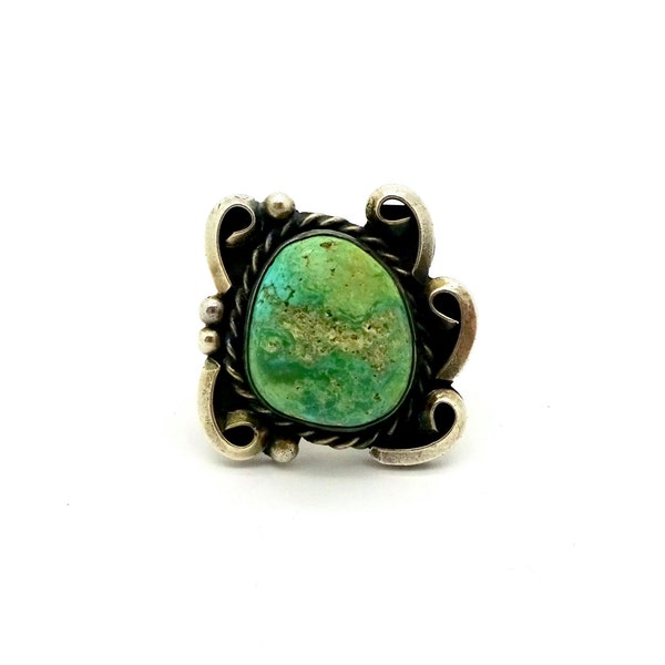 Vintage STERLING TURQUOISE RING - 925 Sterling Silver - Native American Navajo - Green Turquoise Ring Sz. 5.75