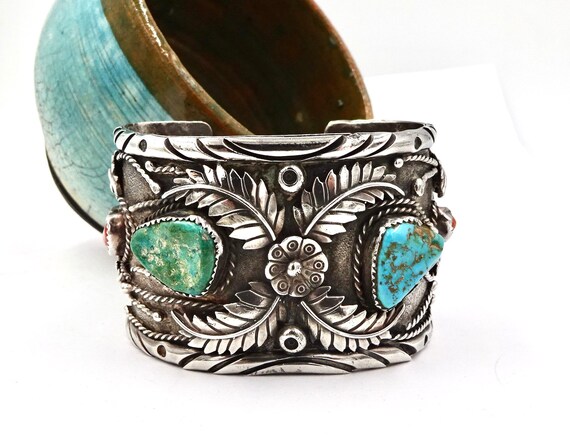 Wide Vintage Navajo 'Coral Cardinal' Turquoise Native American Jewelry Silver Heavy Patina Bracelet Wide Vintage Navajo 'Coral Cardinal' Turquoise Native American Jewelry Silver Heavy Patina Bracelet