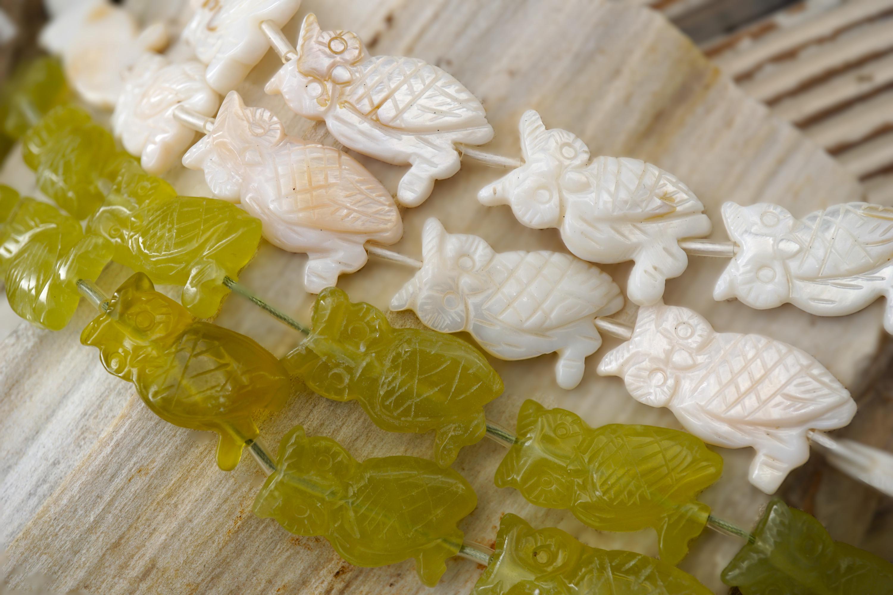Handmade Mother of Pearl & Serpentine Owl Beads, (ETB00286)