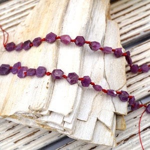 Ruby faceted hexagon beads 6.5-11.5mm (ETB00915) Unique jewelry/Vintage jewelry/Gemstone necklace