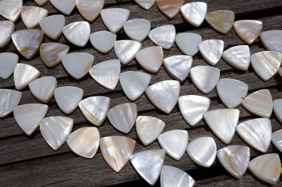 Black Mother of Pearl 13-17mm Triangle Beads (ETB00374