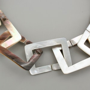 Black Mother of Pearl / MOP 25-26.5mm rectangle hoop beads (ETB01290)