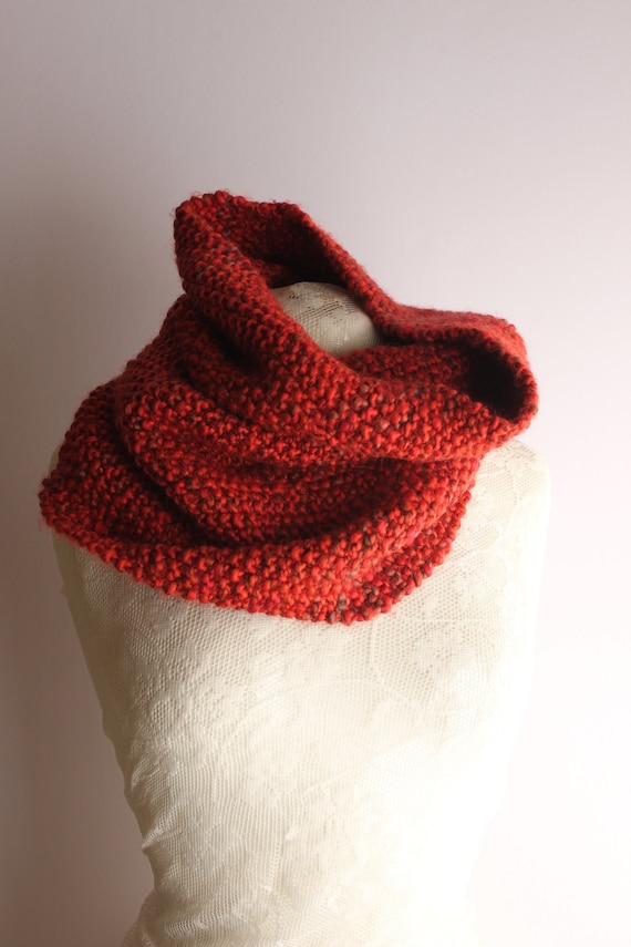 Unisex Knitted Scarf, Handmade Wool Scarf, Chunky Orange/Red Wool Loop