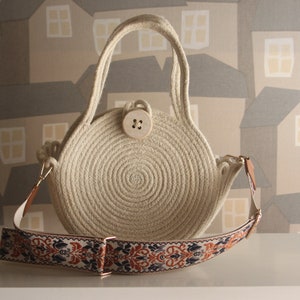 Small Round Jute Bag, Natural Beige Jute Basketbag, Handmade Jute ...