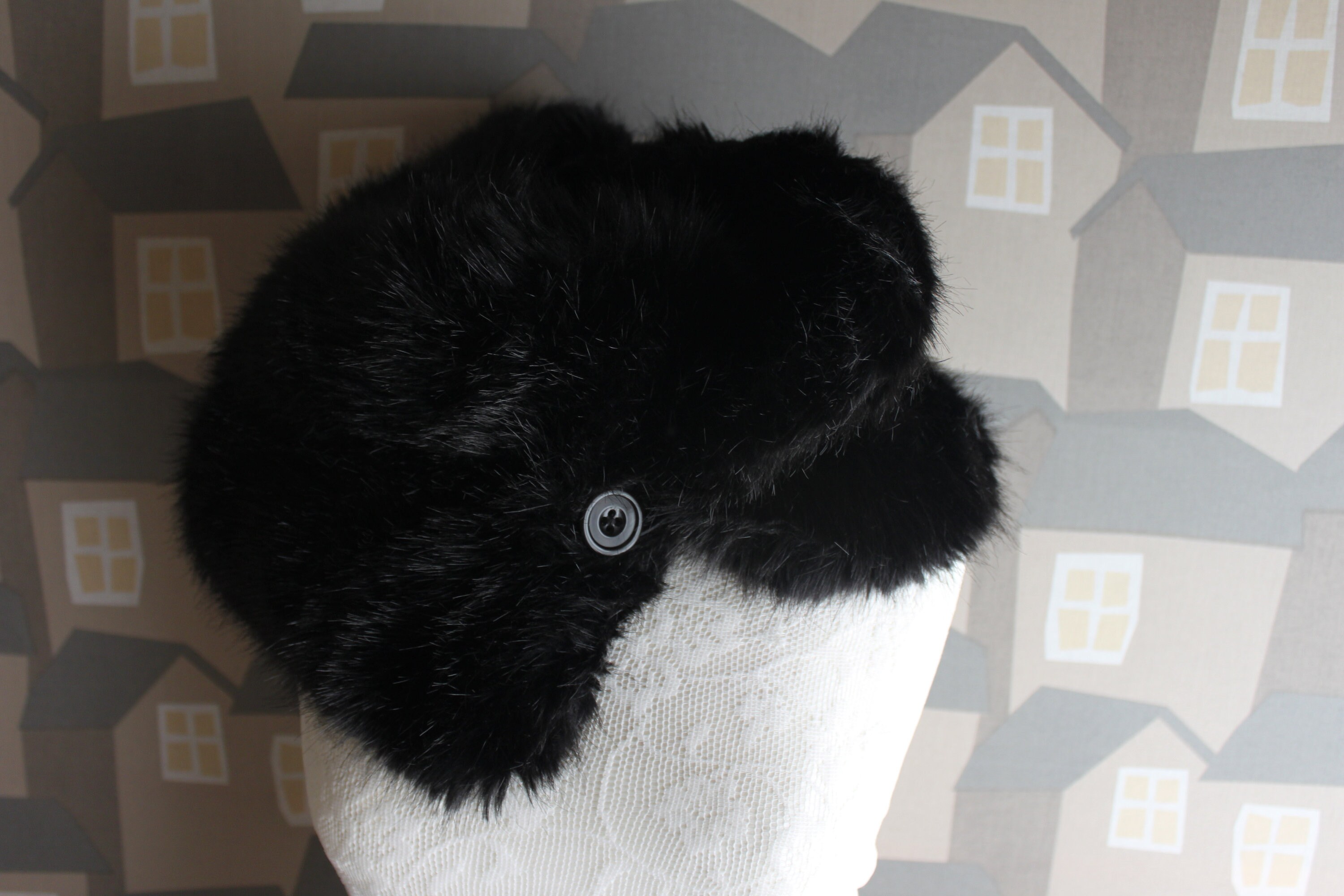 thumbnail image 2 of Queenbox 21.7in Detachable Faux Fur Collar, Neck Warmer 2 of 13