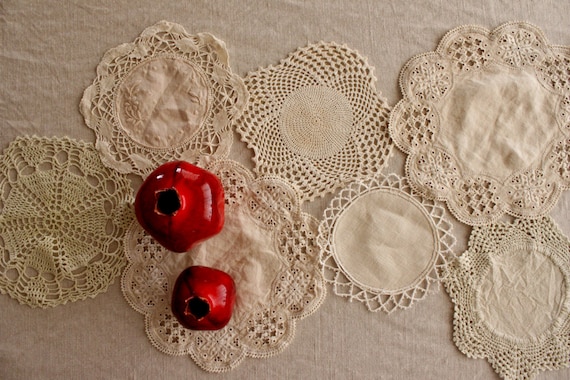 Vintage Doily Runner, Table Runner, Doily Patchwork Runner, Vintage Handmade Runner