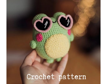 Frog Crochet PATTERN Heart Valentine's day decor tutorial pdf