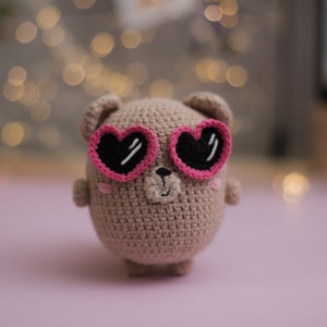 Crochet PATTERN Bear Heart Valentine's day decor tutorial pdf image 1