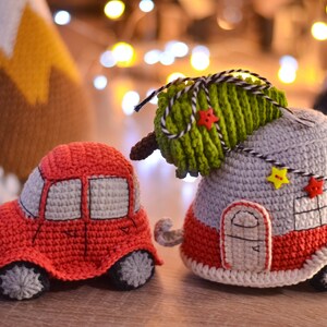 Red car Crochet pattern amigurumi Trailer Christmas decor tree pdf image 2