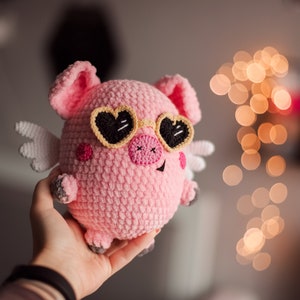 Piggy Crochet PATTERN  Heart Valentine&#39;s day decor tutorial pdf pig