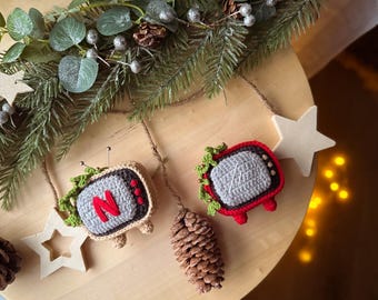 Vintage TV crochet pattern Christmas tree decoration geek gift Retro amigurumi pdf