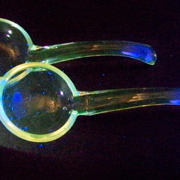 Mayonnaise Ladle - By Heisey, 5 Inch Clear Depression Glass, Manganese Glass   ---   #C140339
