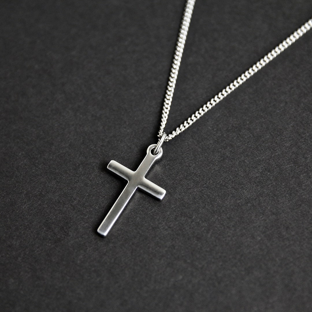 Rnivida Mens Sterling Silver Cross Pendant Necklace with 18 inch Chain, Silver  Cross Necklace for Men,Fine Jewelry for Men