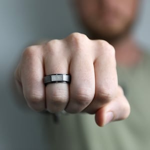 Octagon Band in Antique Silver - Men&#39;s Ring - Men&#39;s Band - Stainless Steel Ring - Men&#39;s Jewelry - Rings for Men by Modern Out