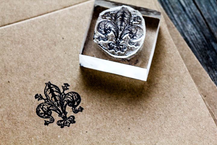 Small Fleur-de-lis Rubber Stamp