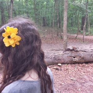 Feutre Fleur Cheveux Clip - Single Cosmo