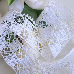 Vintage 1920s 1930s Lace Trim,  1.75" Wide, Three Yards, Art Deco Lace