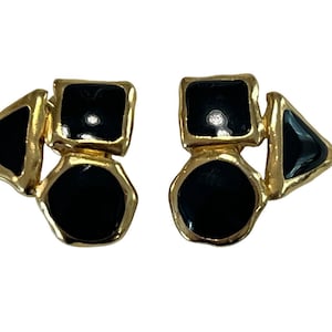 Vintage assinado Trifari TM esmalte preto modernista geométrico clipe em brincos