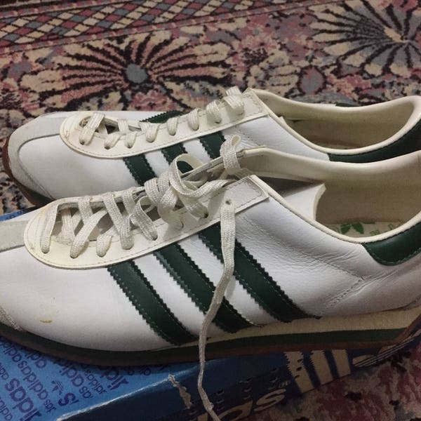 Vintage Adidas Country made in france UK7.5 BNIB deadstock