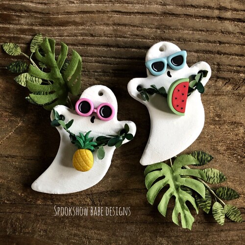 Ghost decor/Halloween Decor/Ghost Ornaments/Handmade Ornaments/Ghosts on Holiday/Spooky Summer/Halloween Lover Gifts/Halloween/Ghost Art
