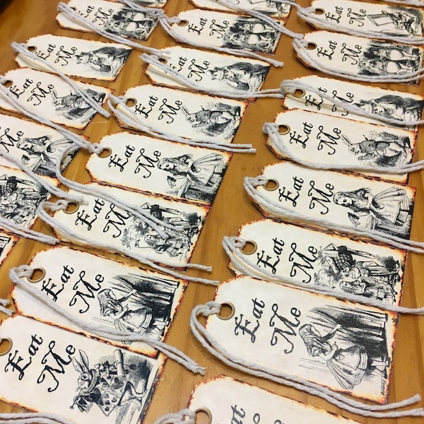 30 tags (3 sets) of “Eat Me” series - Alice in Wonderland themed favour tags