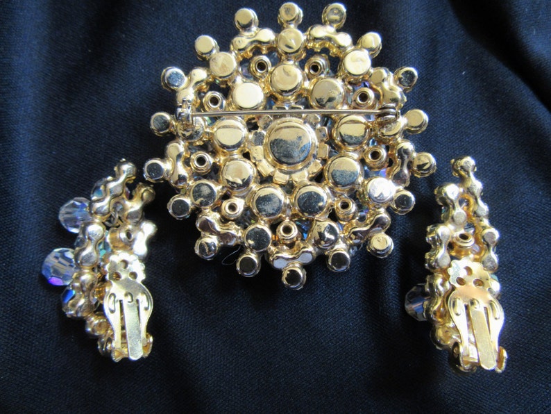 D/&E aka Juliana Crystal Rhinestone Brooch and Earrings Dangle Beads AB Aurora Borealis