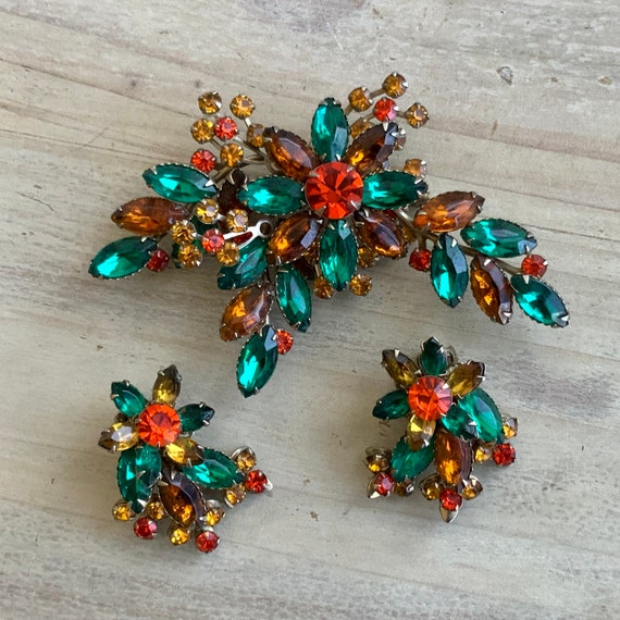 Brooch and earring best sale set
