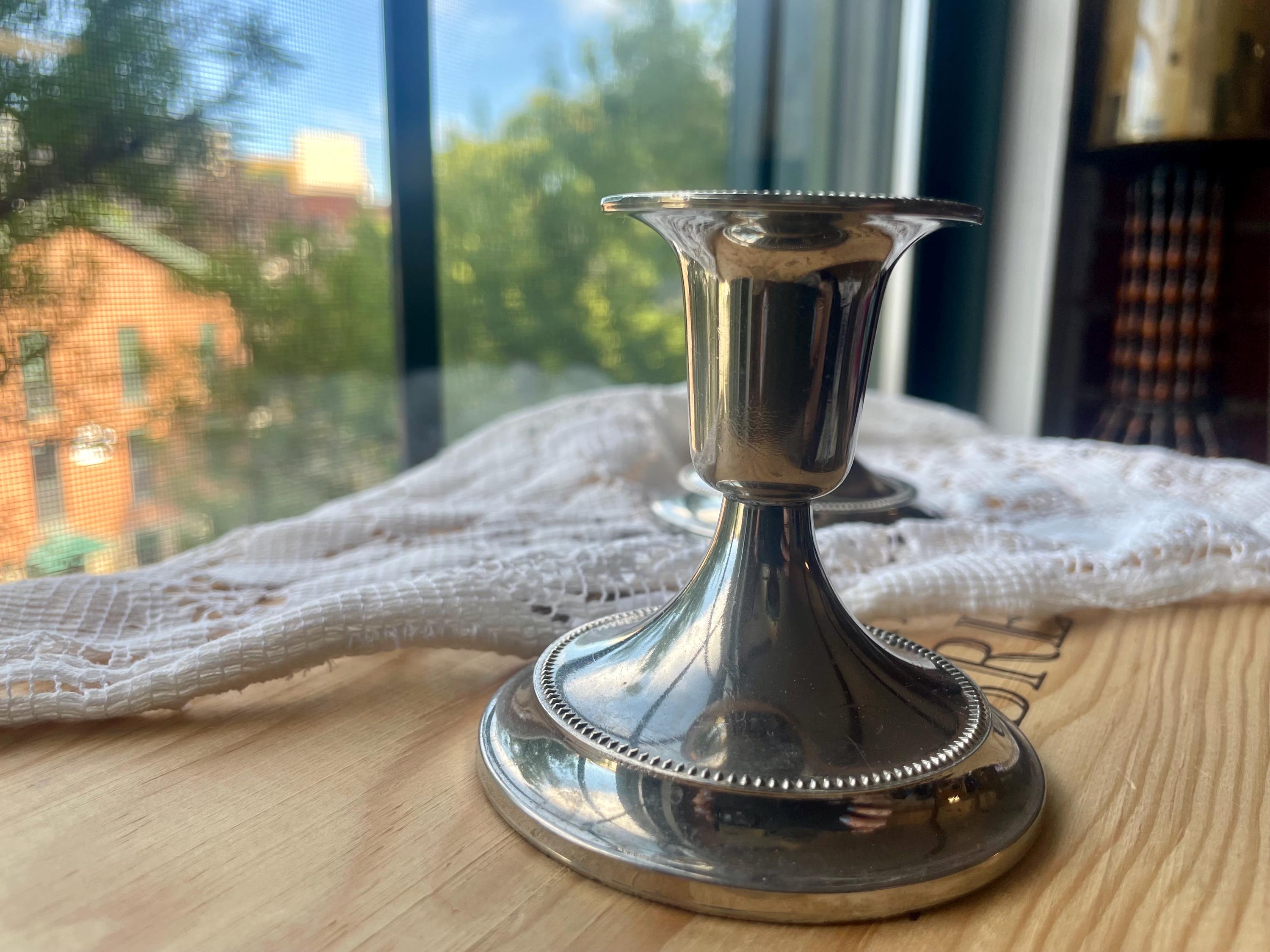 ヴィンテージシルバーメッキキャンドルホルダー - クラシックペア