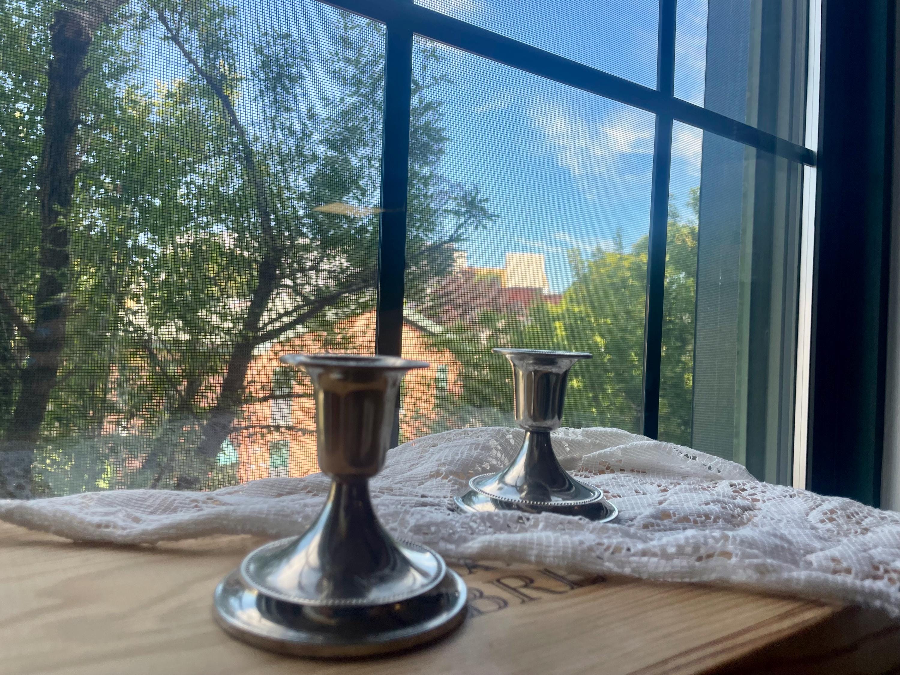 ヴィンテージシルバーメッキキャンドルホルダー - クラシックペア