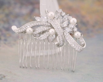 bridal comb hairpiece crystal Side bridal headpiece Silver Wedding hair comb Swarovski pearl bridal comb Wedding hair accessories Headpiece