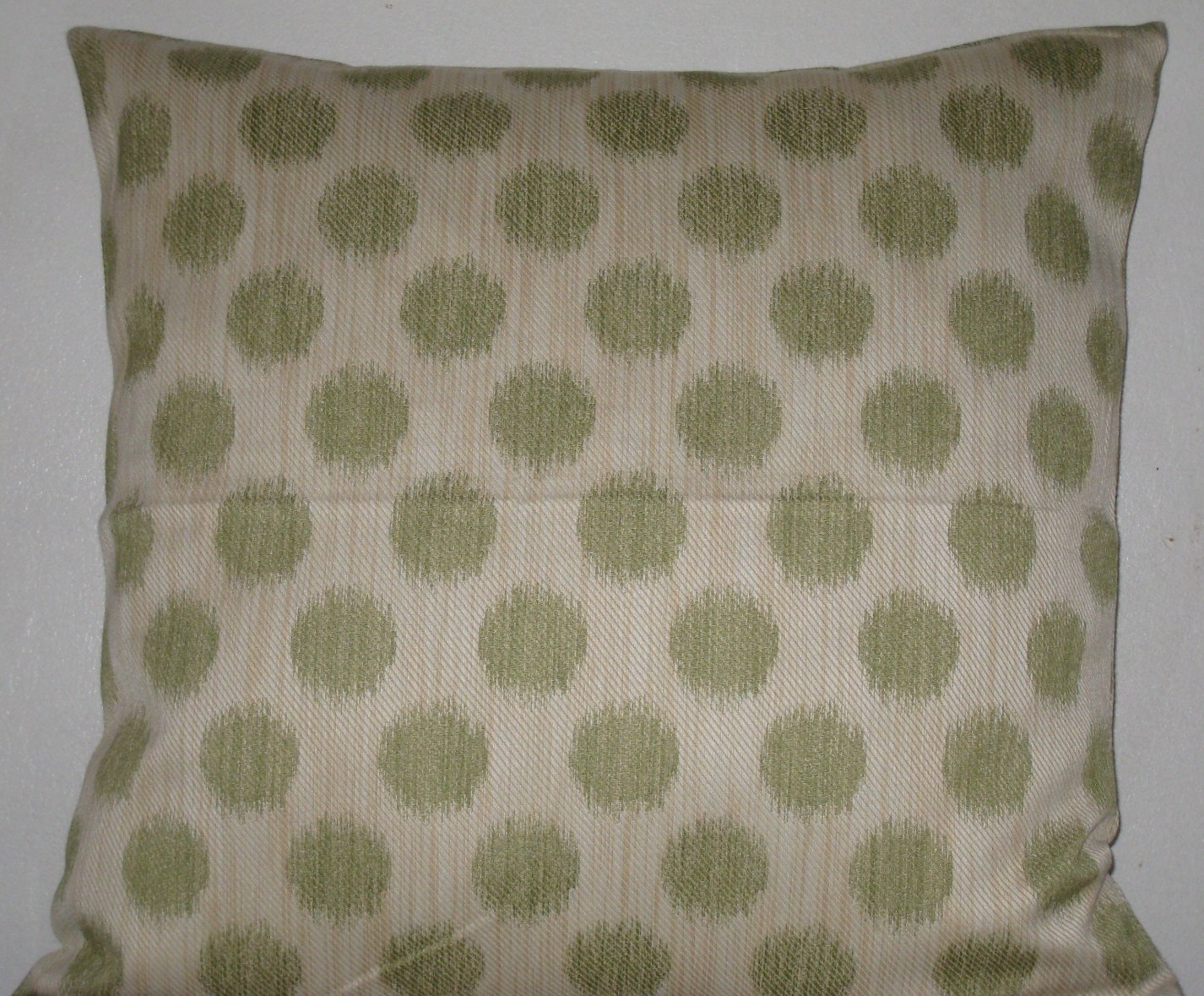 Contemporary Decorative Pillow Cover24x24 Dot Decorative in Ivory