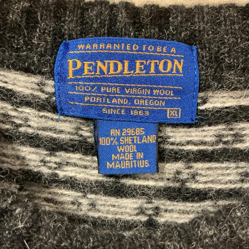 Vintage Pendleton Wool Sweater Mens XL Grey Snowflake Deer Nordic Knit Pullover image 4