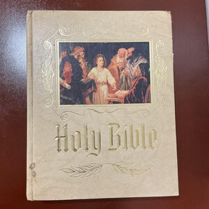 Heirloom Family Holy Bible, KJV, Red Letter and Master Reference Edition 1971