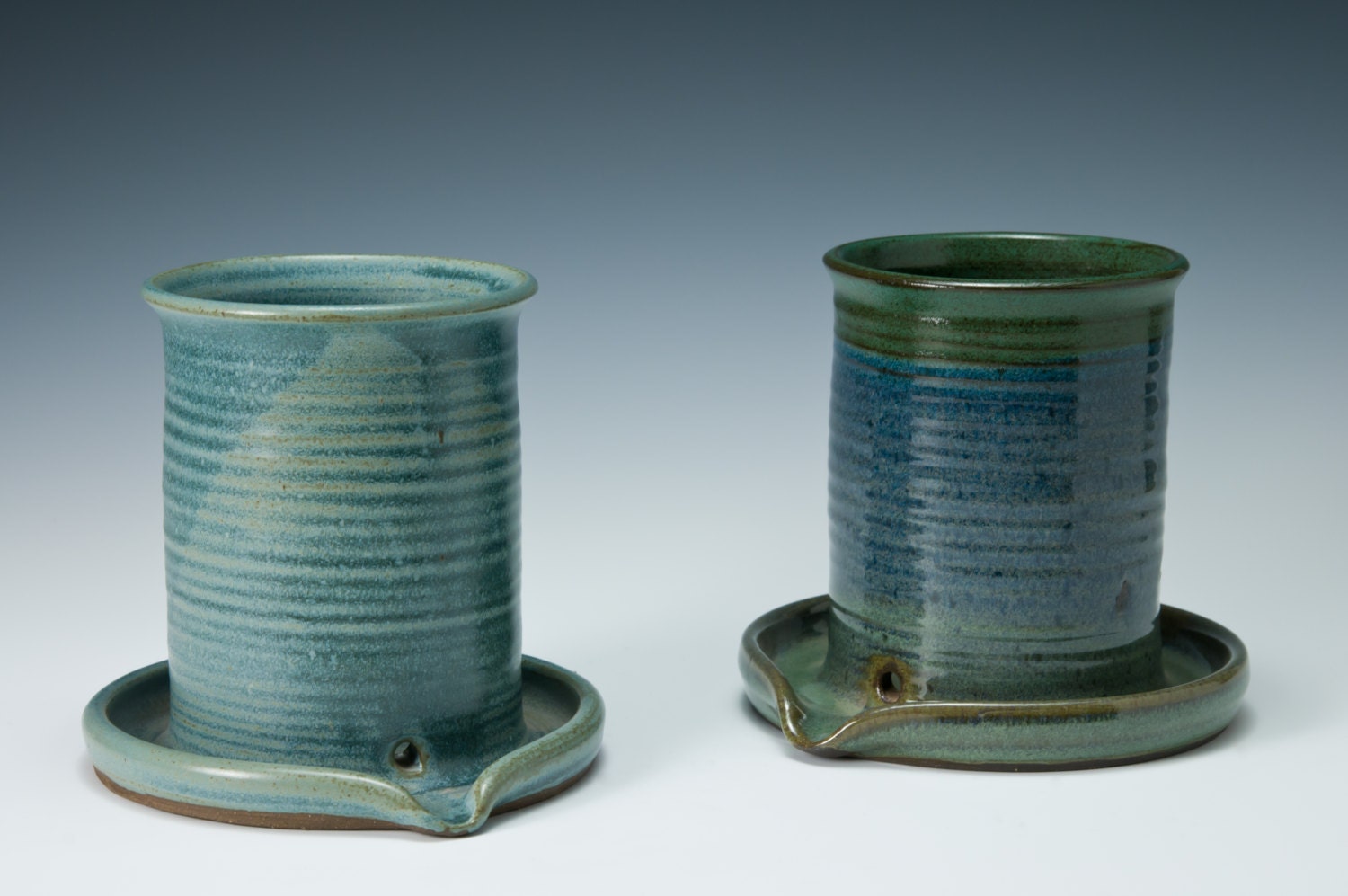 wheel thrown pottery sink caddy. Keep it near your sink to hold scrub…