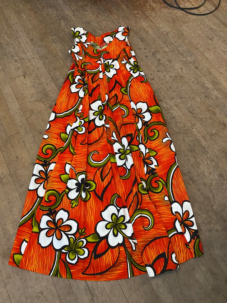 Vintage Hawaiian maxi dress by island togs Maui 70s 60s orange white flowers floral image 3
