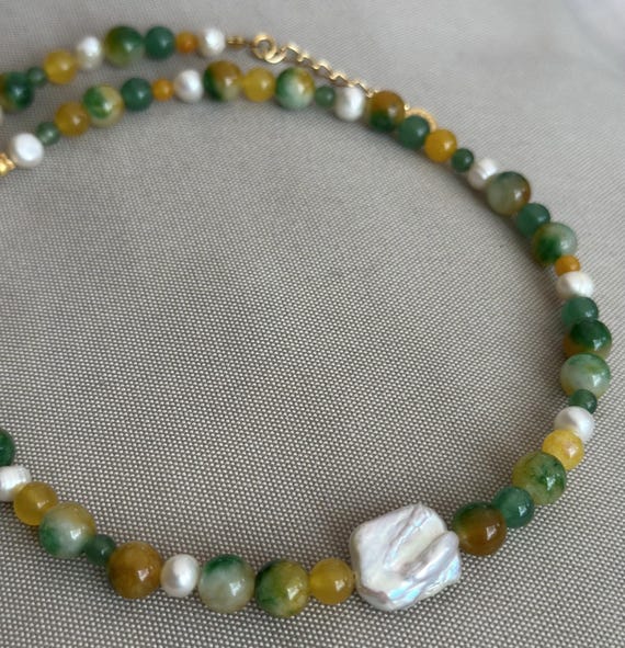 Beaded Green Agate Necklace: Freshwater Pearl Statement Jewelry