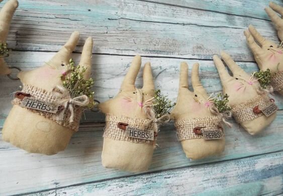 Folk Art Primitive Bunny Rabbit & Honey Bee Garland Doll Pattern ...