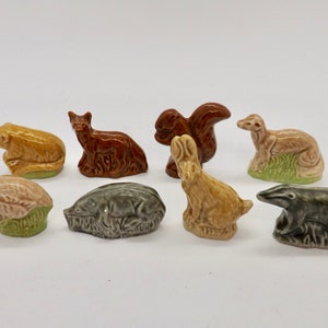 Juego completo de 8 figuras de vida salvaje de Wade Whimsie, Tom Smith Crackers 1978-79 (perfecto)