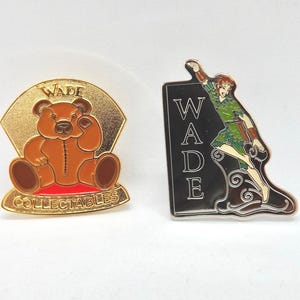 Artículos del Club de Coleccionistas de Insignias/Pins de Wade (Perfecto)