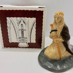 Wade Camelot Series Lady of the Lake Made in 1997 Boxed (Perfect)