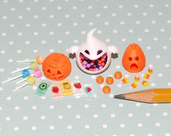 1:12 Scale Dollhouse Halloween Candy and Pumpkins