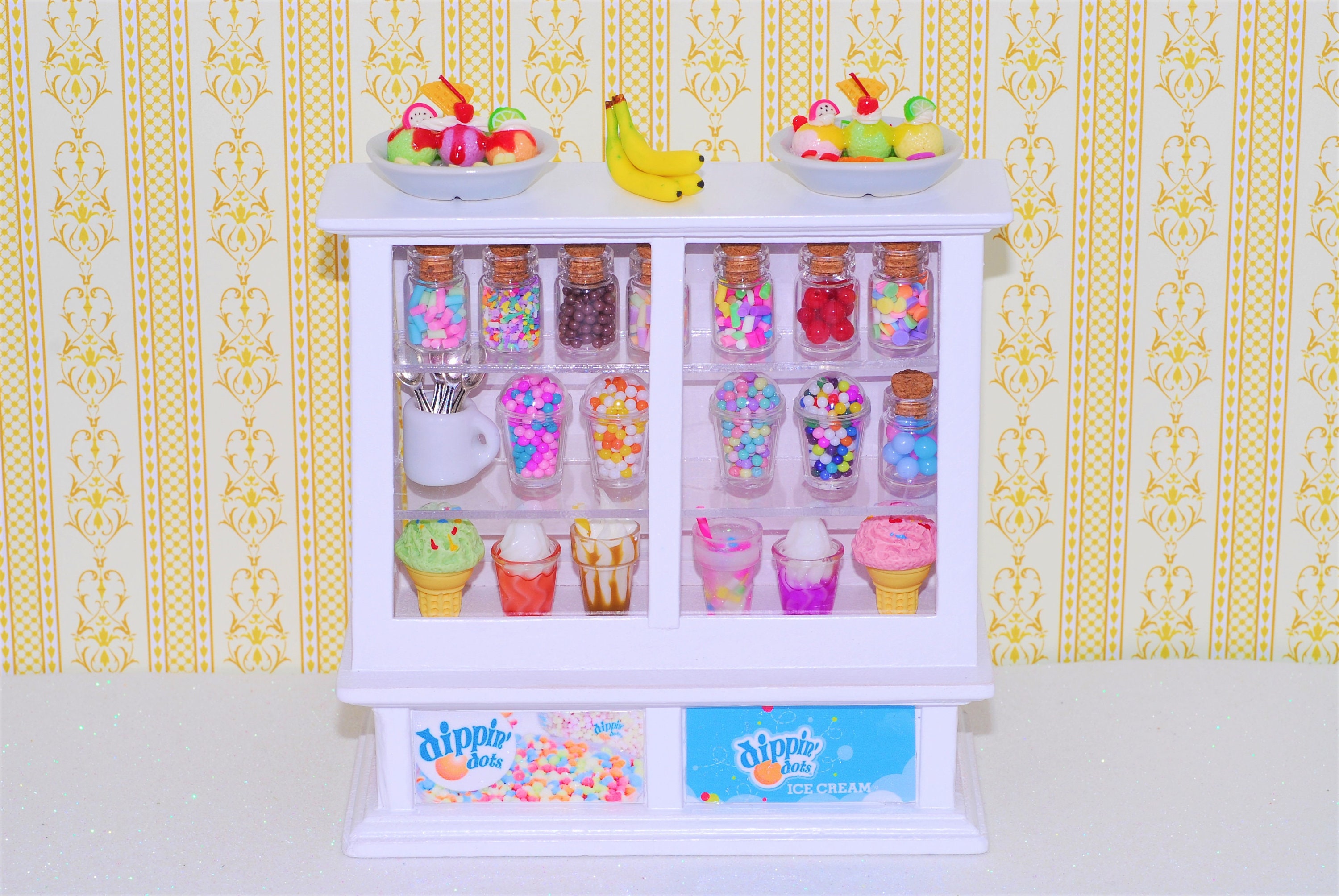 Fantastic ice cream shop design frozen yogurt counter for sale