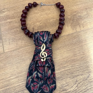 Ladie Silk Tie Necklace