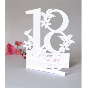 18e gepersonaliseerde 3D handgeschept papier gesneden verjaardagskaart voor een dochter, kleindochter, nichtje, peetdochter of een speciale vriend.