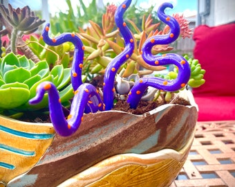 Tentacle Plant Art  Purple Octopus Tentacle Stakes Octopus Decor Tentacle Art  Octopus Indoor/Outdoor Potted Plant Decoration Plant Stakes