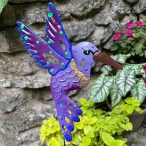Purple Metal Hummingbird Garden Stake,Garden Decor, Garden Art,Garden Gift For Moms,Hummingbird Decor,Hummingbird Lover Gift immagine 5
