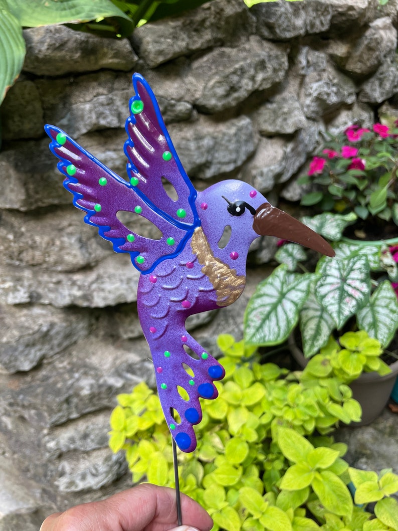 Purple Metal Hummingbird Garden Stake,Garden Decor, Garden Art,Garden Gift For Moms,Hummingbird Decor,Hummingbird Lover Gift immagine 5