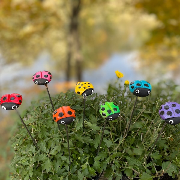 Ladybug Garden Stakes,Ladybug Gift Plant Art Potted plants,Outdoor garden Sculpture,Garden Decor Flower Pot stake Gifts for Her