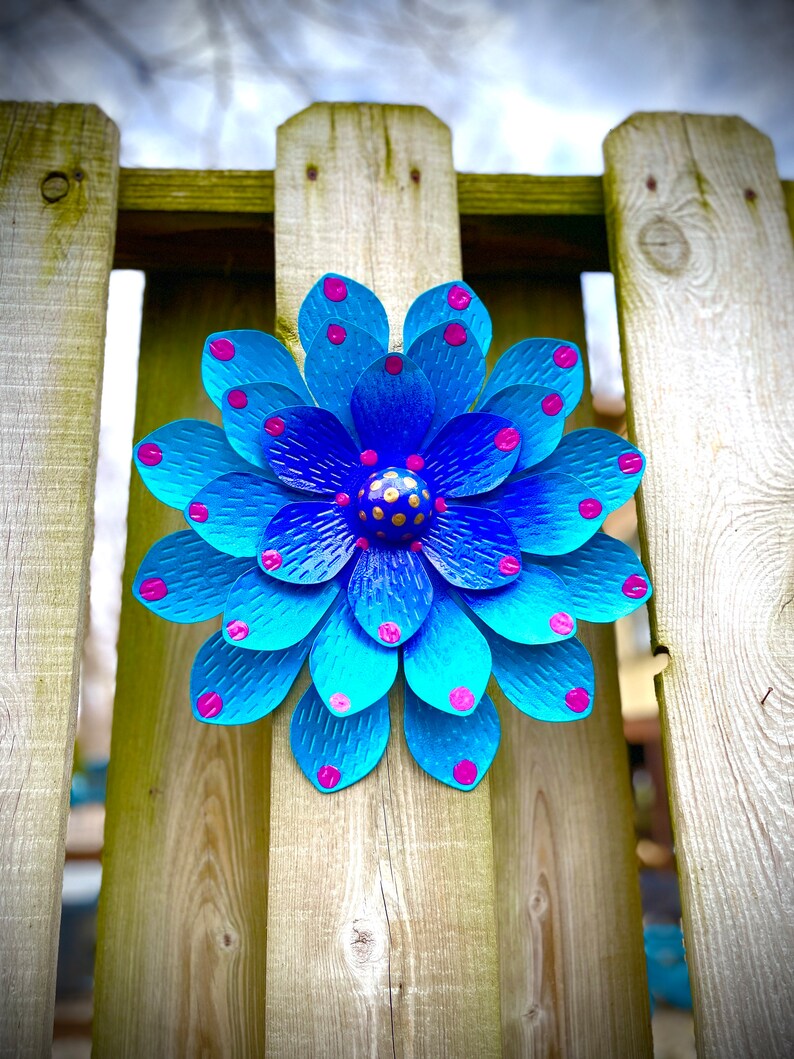 Metal Tealblue Wall Flowerfence Flower Decor Patio Decor Etsy